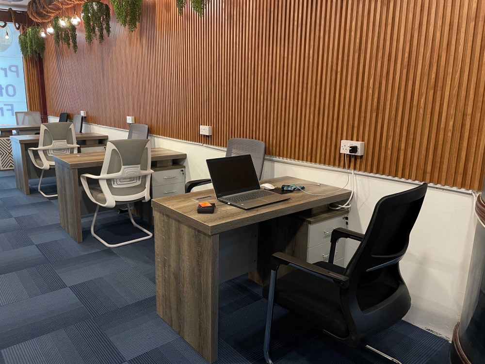 Flexible Desks-co Working Space For Aed 699 Per Month For Rent Service Road Dubai 8